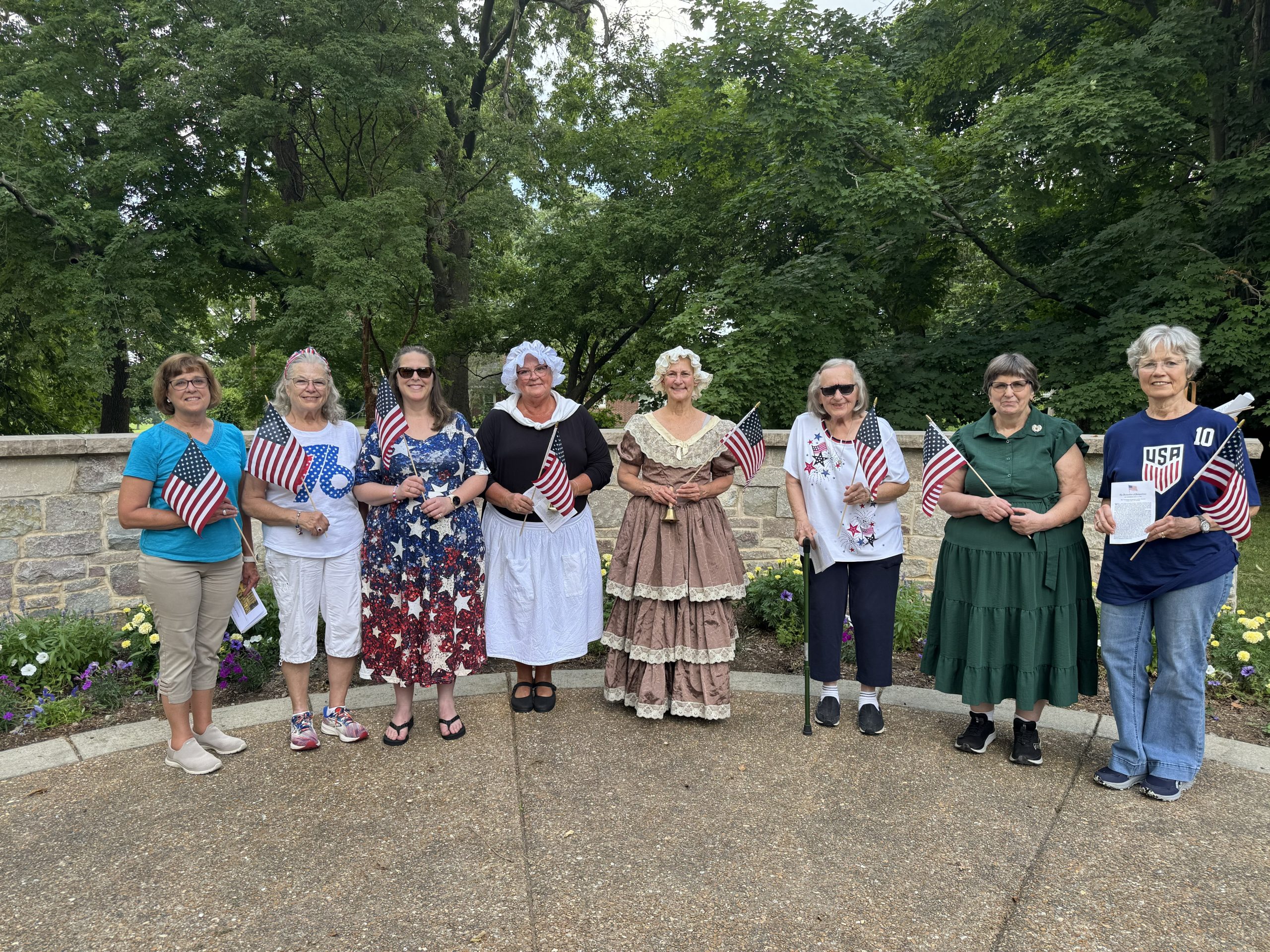 Springfield DAR commemorates Declaration of Independence - Illinois Times, the capital city's weekly source of news, politics, arts, entertainment, culture