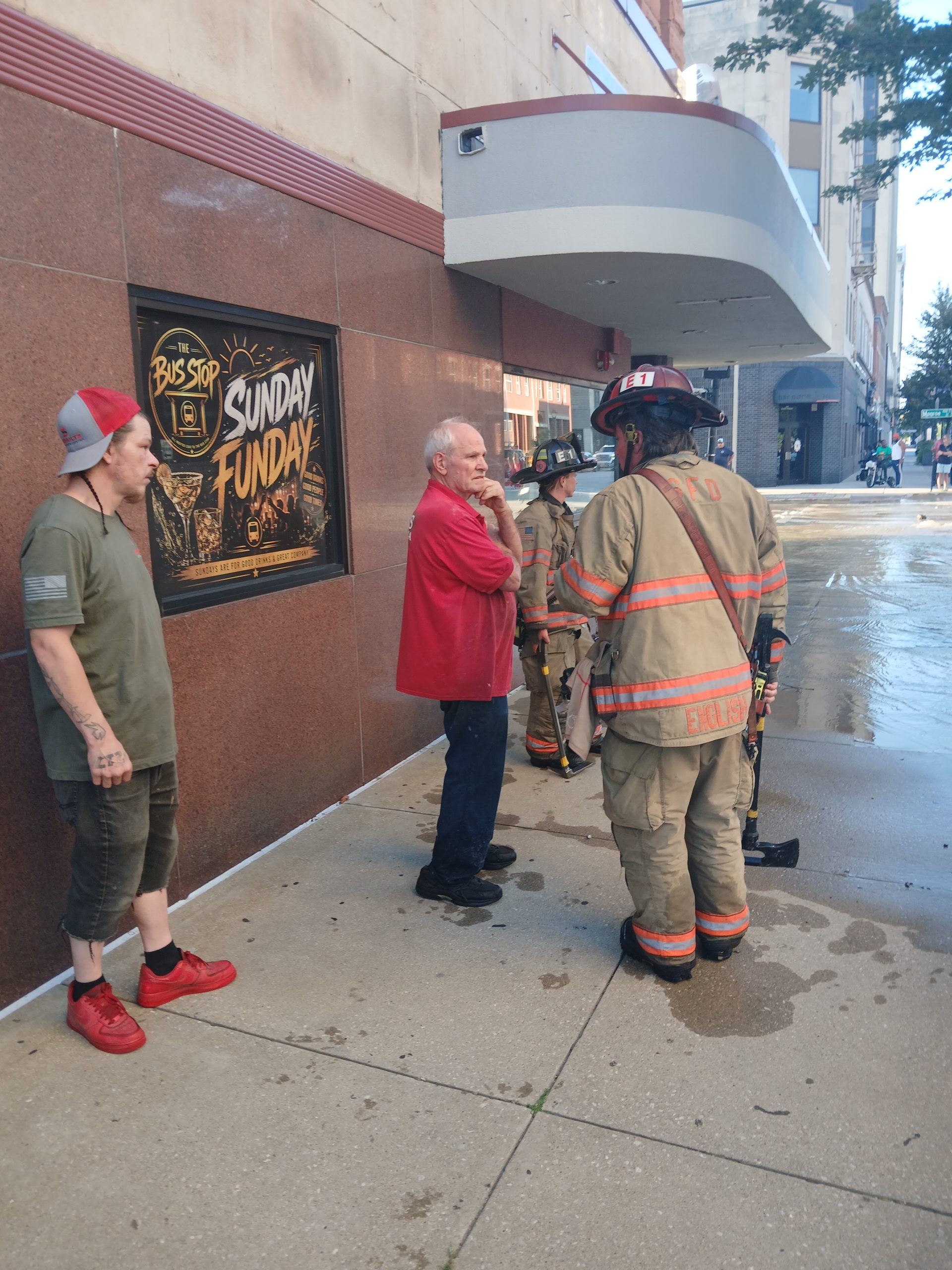 Water puts damper on downtown businesses